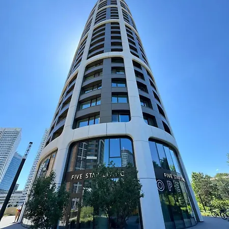 Skypark 1 With Free Parking Apartamento Bratislava