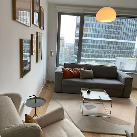 Skypark 1 With Free Parking Братислава